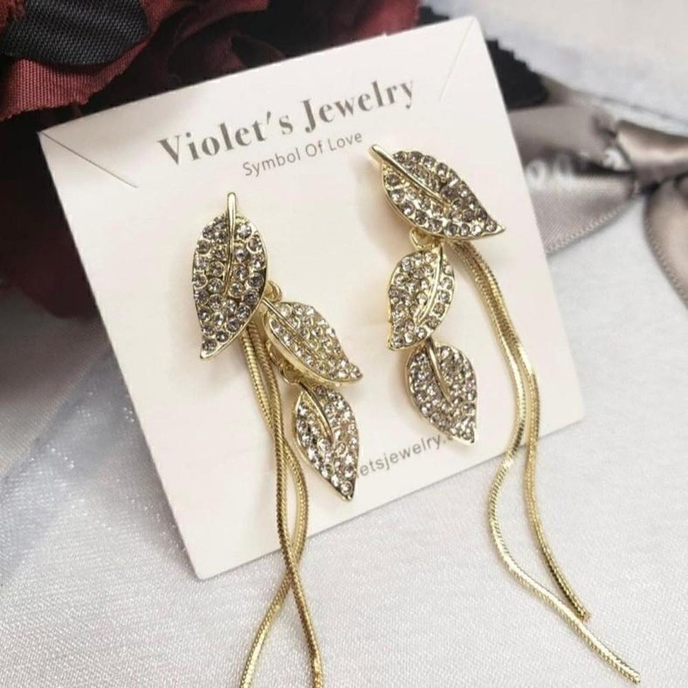 2/$20 Brand New Gold Leafs Earrings